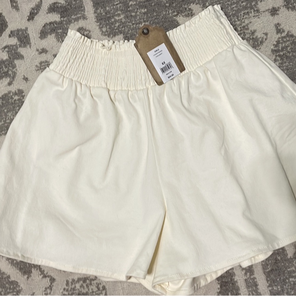Size 6 Girls shorts
